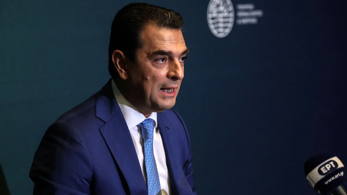 Σκρέκας: Ηλεκτρικό ρεύμα –  Στα 40 ευρώ η επιδότηση ανά μεγαβατώρα για όλους τον Μάρτιο