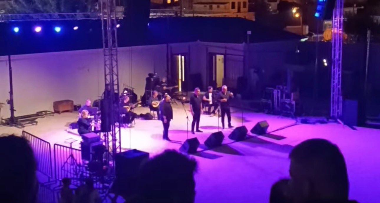 Στη συναυλία των Αδελφών Διονυσίου στα Γιαννιτσά ο Δήμαρχος Πέλλας Στάθης Φουντουκίδης