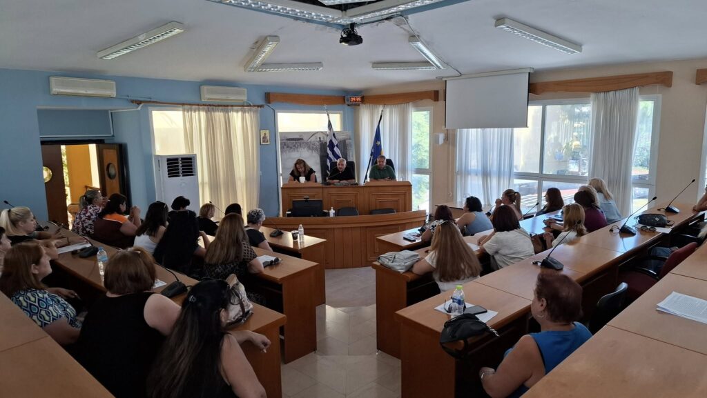 Δήμος Αλμωπίας: Συνάντηση με το προσωπικό ΙΔΟΧ καθαριότητας των σχολικών μονάδων Δήμου Αλμωπίας