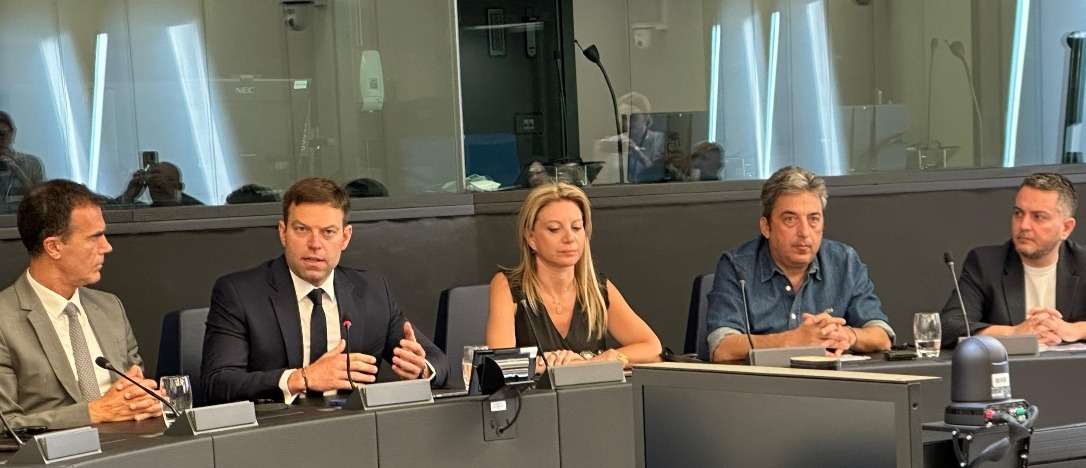 Στέφανος Κασσελάκης: Καλωσορίζω τη Μαρία Καρυστιανού στην ενεργό πολιτική.