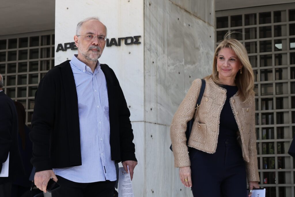 Η Καρυστιανού διέγραψε τον Αυγερινό: Κλιμακώνεται η κρίση στην «Ελπίδα για τη Δημοκρατία»