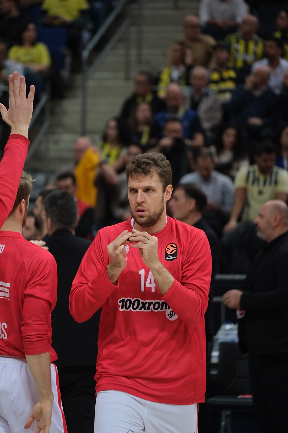 Ολυμπιακός: Λύγισε την Αρμάνι με 84–78 και άντεξε στην αντεπίθεση